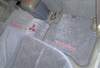 Ворсовые коврики на Mitsubishi Galant VIII 1996 - 2005 в Симферополе