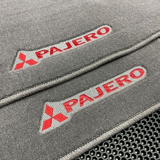 Ворсовые коврики на Mitsubishi Pajero II 1990 - 2000 в Симферополе