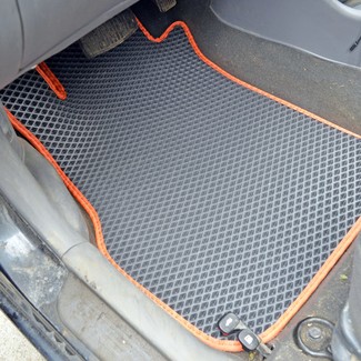 Коврики на Hyundai Accent 1999 - 2012 в Симферополе