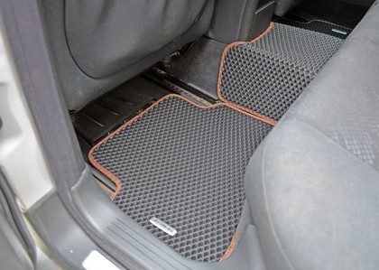 Коврики на Mercedes C (W203) 2000 - 2008 в Симферополе