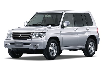 Коврики на Mitsubishi Pajero iO 1998 - 2007 в Симферополе