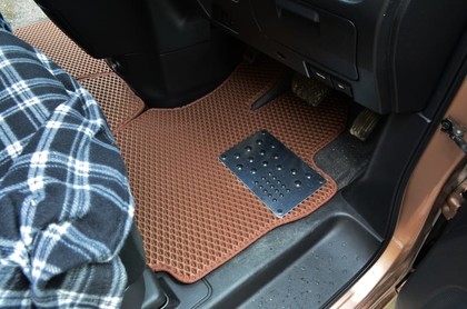 Коврики на Nissan Serena (C27) 2016 - 2022 в Симферополе