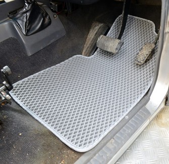 Ворсовые коврики на Toyota Land Cruiser Prado 70 1984 - 2025 в Симферополе