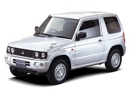 Коврики на Mitsubishi Pajero Mini II 1998 - 2012 в Симферополе