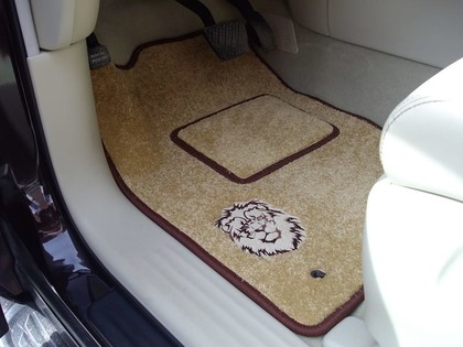 Коврики на Infiniti QX80 2013 - 2025 в Симферополе
