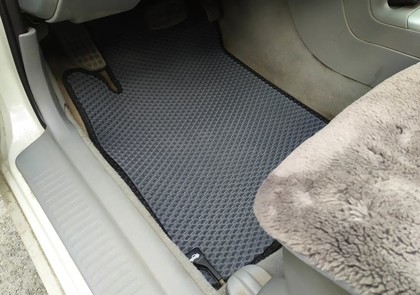 Ворсовые коврики на Mitsubishi Galant VIII 1996 - 2005 в Симферополе