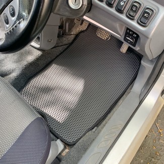 Коврики на Daihatsu YRV 2000 - 2005 в Симферополе