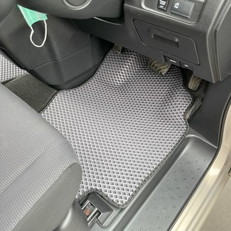 Коврики на Nissan Serena (C27) 2016 - 2022 в Симферополе