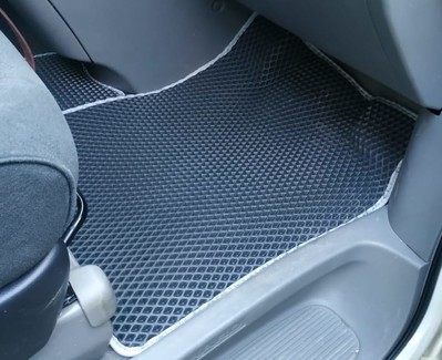 EVA коврики на Toyota Alphard (H10) 2002 - 2008 в Симферополе