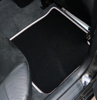 Коврики на Mitsubishi Lancer Evolution VII 2001 - 2003 в Симферополе