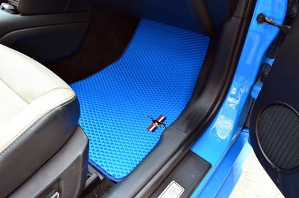 Ворсовые коврики на Ford Mustang VI 2013 - 2023 в Симферополе