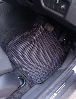 Коврики на Honda WR-V III 2023&nbsp;-&nbsp;2026 в Симферополе