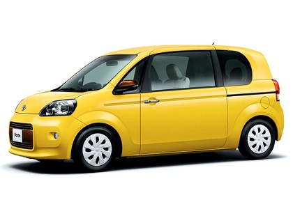 Ворсовые коврики на Toyota Porte II 2012 - 2020 в Симферополе