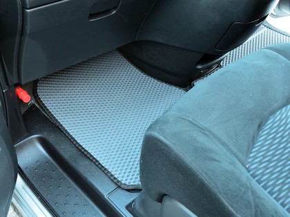 EVA коврики на Nissan Serena (C26) 2010 - 2016 в Симферополе