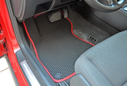 Коврики на Audi S4 (B6) 2000 - 2004 в Симферополе