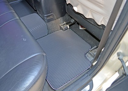 Ворсовые коврики на Toyota Camry (XV30) 2001 - 2006 в Симферополе