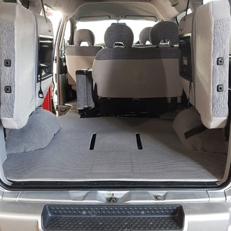 Коврики на Mitsubishi Delica 4 1994 - 2007 в Симферополе