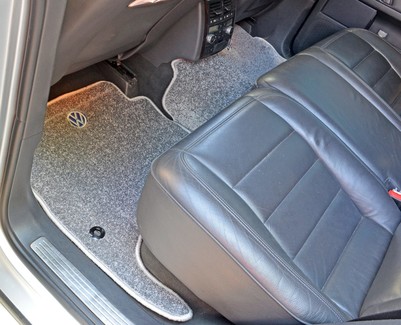 Коврики на Volkswagen Touareg I 2002 - 2010 в Симферополе
