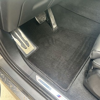 Коврики на BMW X5 (G05/G18) 2018 - 2025 в Симферополе