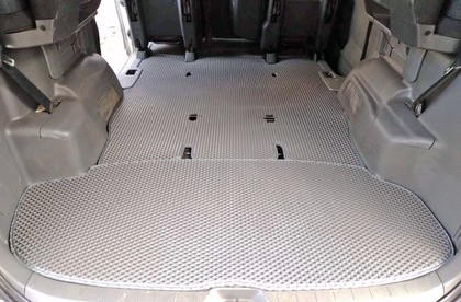 Коврики на Toyota Voxy (R70) 2007 - 2013 в Симферополе