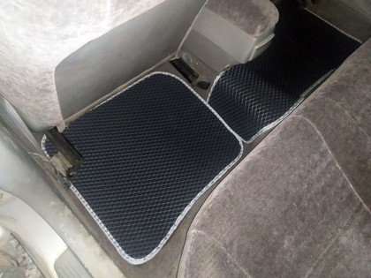 Коврики на Toyota Sprinter (E11) 1995 - 2000 в Симферополе