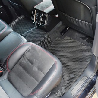 Ворсовые коврики на Porsche Cayenne II 2010 - 2018 в Симферополе