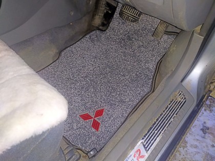 Ворсовые коврики на Mitsubishi Galant VIII 1996 - 2005 в Симферополе