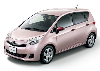 EVA коврики на Toyota Ractis II 2010 - 2016 в Симферополе