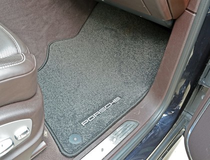 Ворсовые коврики на Porsche Cayenne II 2010 - 2018 в Симферополе