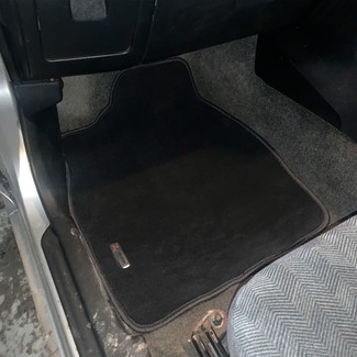 Коврики на Mitsubishi Pajero iO 1998 - 2007 в Симферополе
