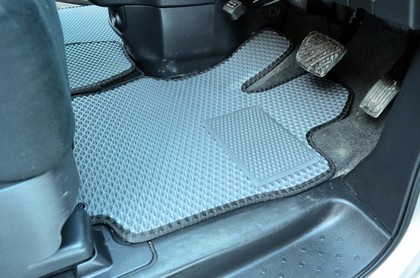 Коврики на Nissan Serena (C27) 2016 - 2022 в Симферополе
