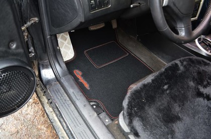Коврики на Hyundai Tiburon II 2001 - 2009 в Симферополе