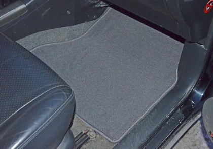 Коврики на Toyota Rav4 II 2000 - 2006 в Симферополе