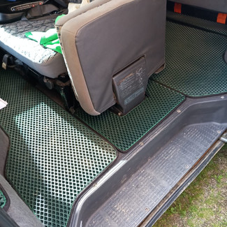 Ворсовые коврики на Mitsubishi Delica 3 1986 - 1999 в Симферополе