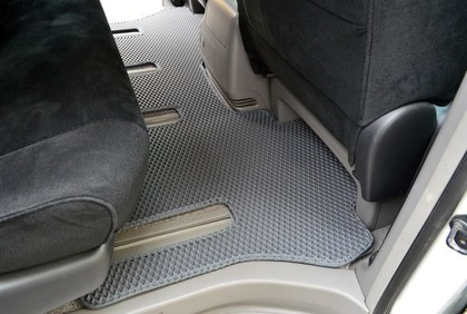 EVA коврики на Toyota Alphard (H10) 2002 - 2008 в Симферополе