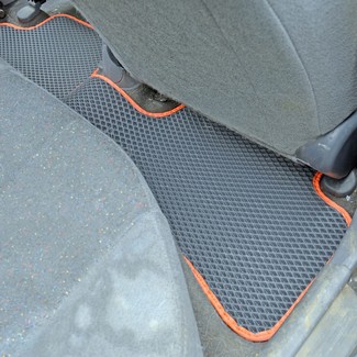 Коврики на Hyundai Accent 1999 - 2012 в Симферополе