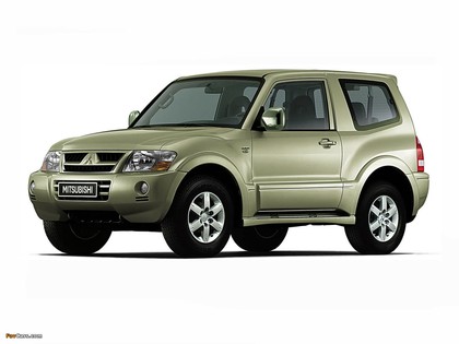 Коврики на Mitsubishi Pajero III 1999 - 2006 в Симферополе