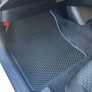 EVA коврики на Toyota Prius (50) 2015 - 2023 в Симферополе