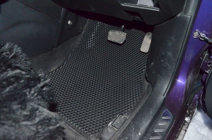 Коврики на Mazda Axela I 2003 - 2009 в Симферополе