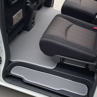 Коврики на Nissan Serena (C27) 2016 - 2022 в Симферополе