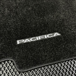 EVA коврики на Chrysler Pacifica II 2016 - 2025 в Симферополе