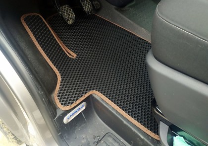 Ворсовые коврики на Volkswagen Transporter (T5) 2003 - 2015 в Симферополе