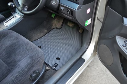 Коврики на Toyota Allion I 2001 - 2007 в Симферополе
