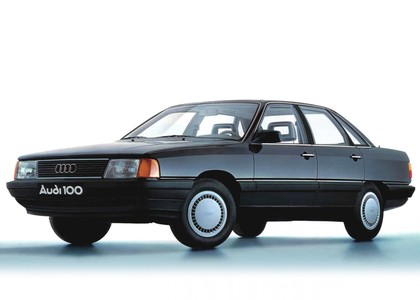 Коврики на Audi 100 (C3) 1982 - 1991 в Симферополе