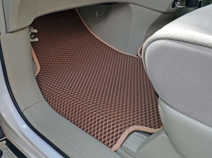 EVA коврики на Toyota Estima III 2006 - 2019 в Симферополе