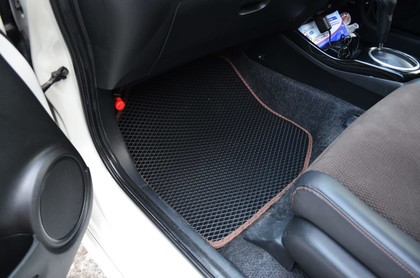 Коврики на Honda Fit Shuttle 2011 - 2015 в Симферополе