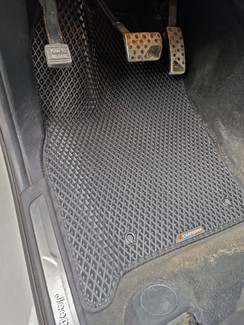Ворсовые коврики на Jeep Grand Cherokee (WK2) 2010 - 2022 в Симферополе
