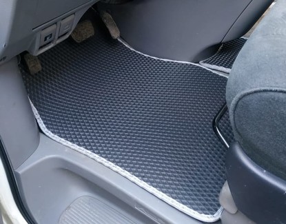 EVA коврики на Toyota Alphard (H10) 2002 - 2008 в Симферополе
