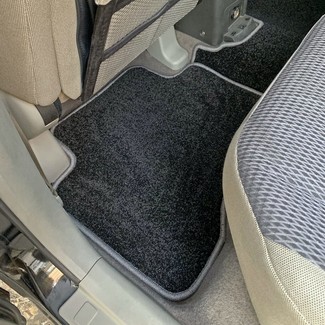 Коврики на Nissan X-Trail I 2001 - 2007 в Симферополе