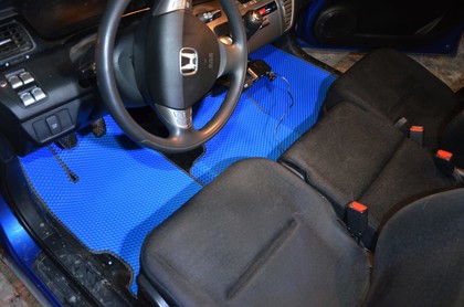 Коврики на Honda FR-V 2004 - 2009 в Симферополе